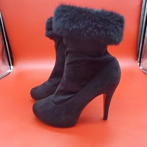 Chinese Laundry Black Fur Trim Heels